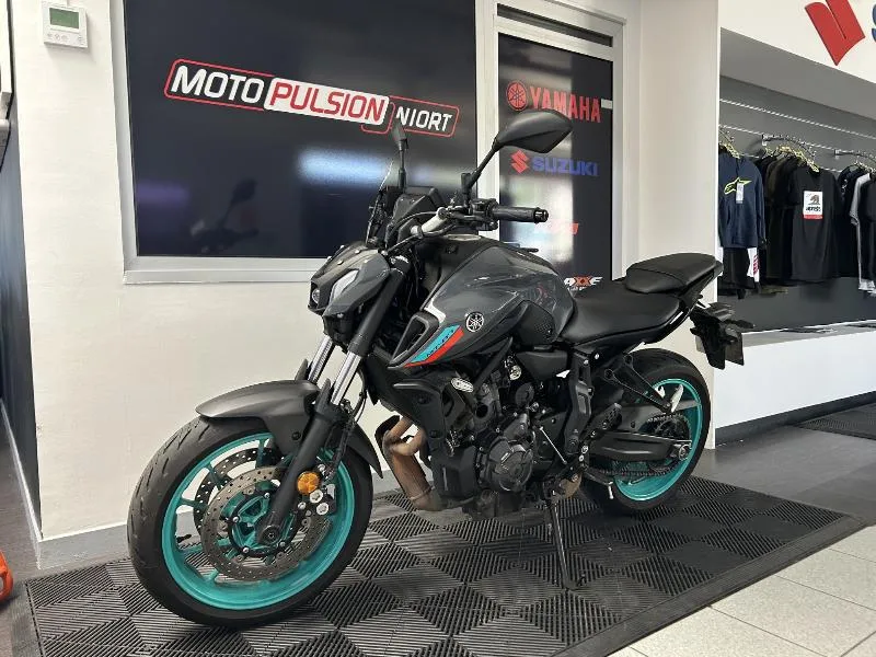 MT07