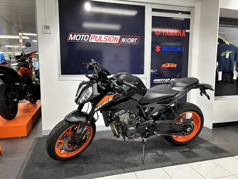 790 DUKE