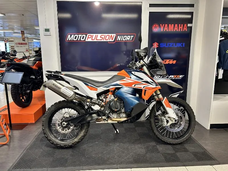 790 ADVENTURE