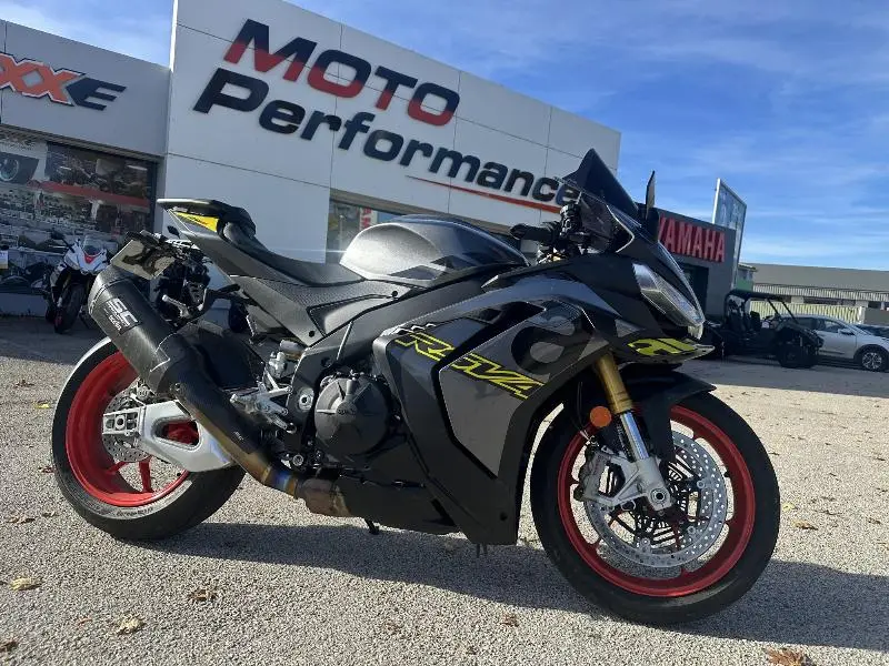 RSV4 1100 R