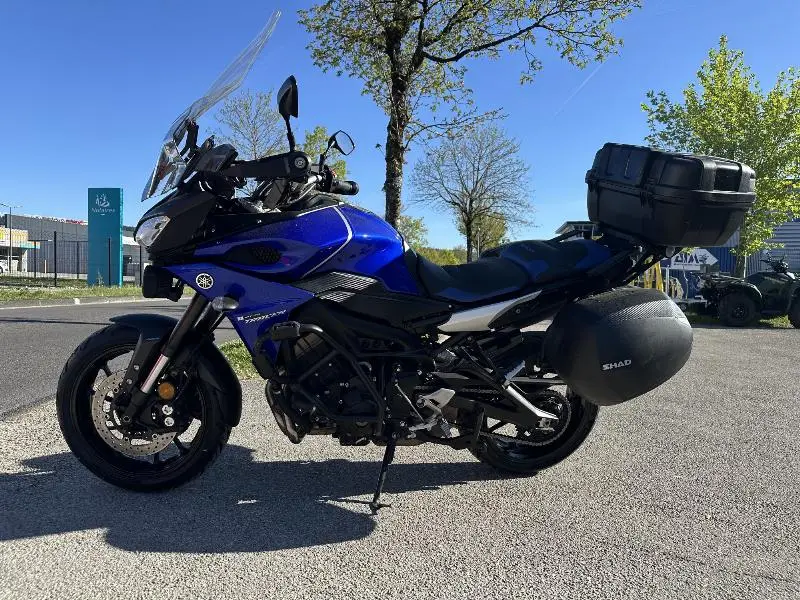 TRACER 900