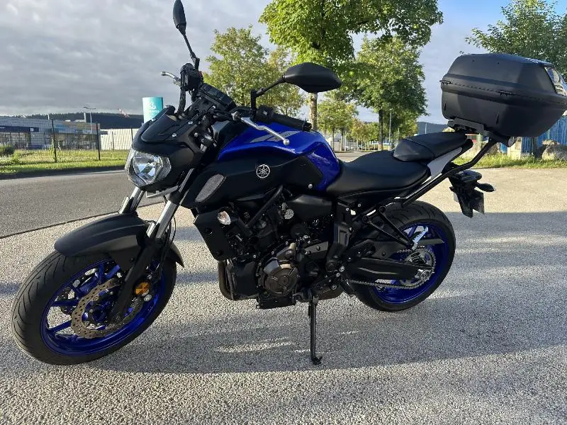 MT07