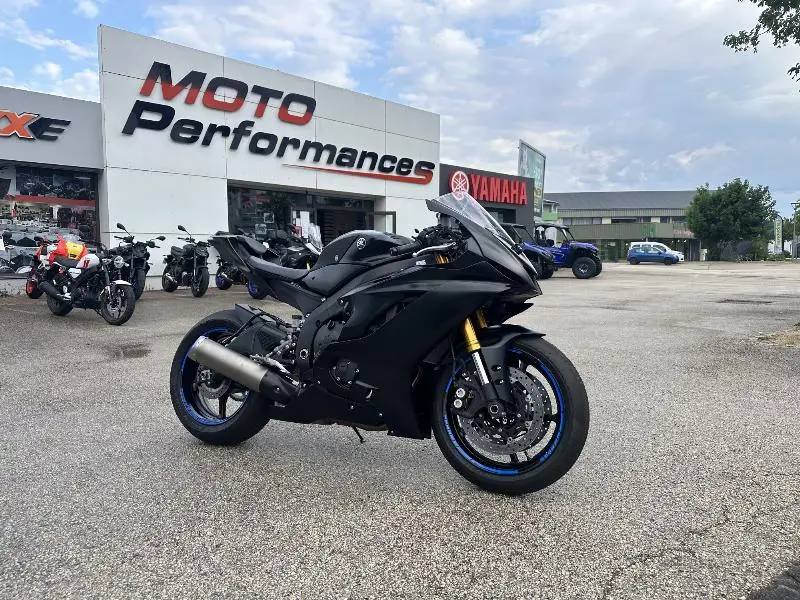 YZFR6 RACE