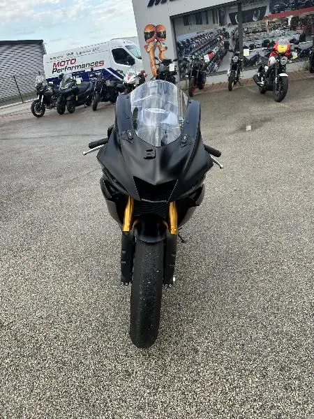 YZFR6 RACE