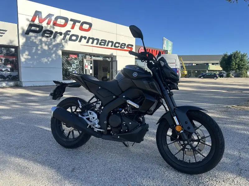 MT125 ABS