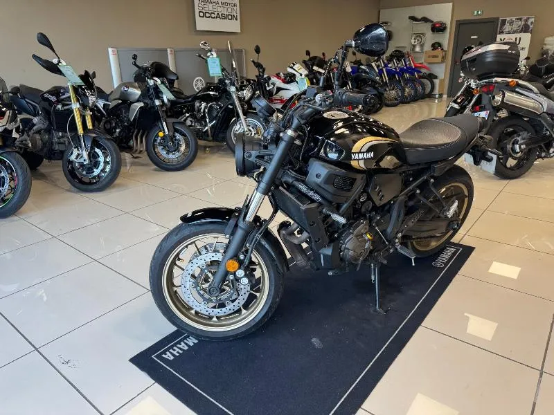 XSR 700 ABS