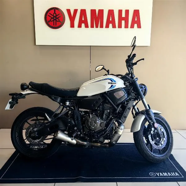 XSR 700 2023