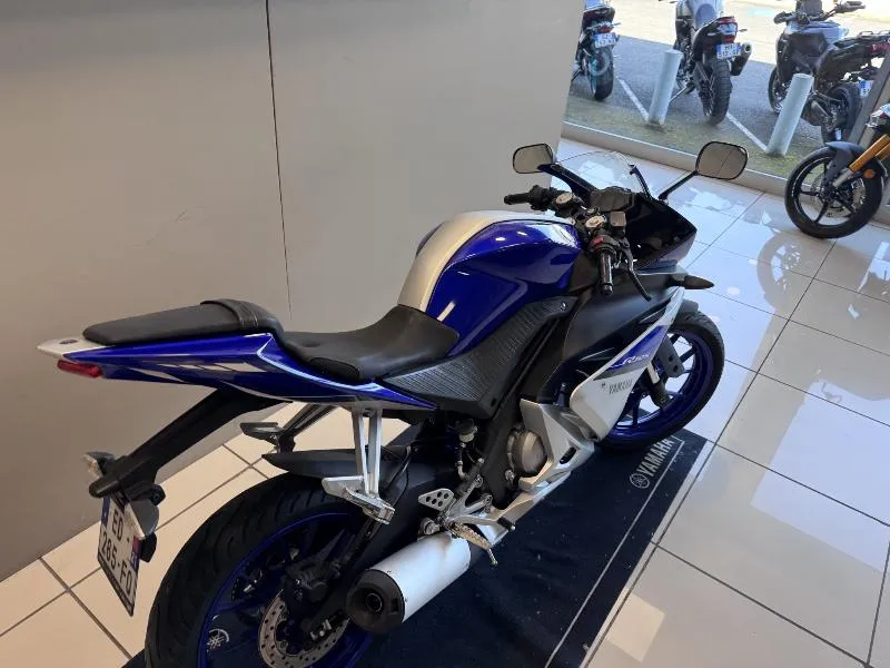 YZFR 125