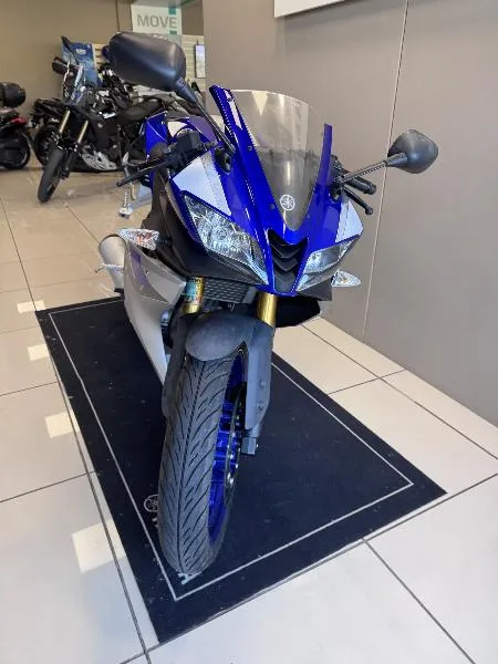 YZFR 125