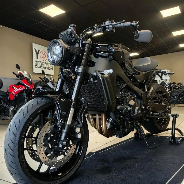 XSR 900