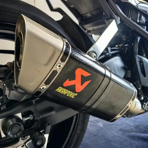 XSR 900