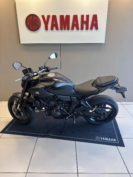 MT07