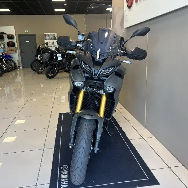 TRACER 9 GT