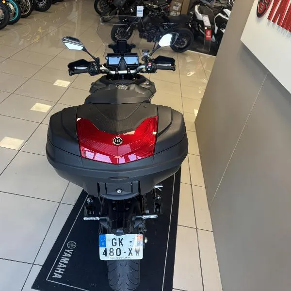 TRACER 9 GT