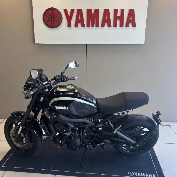 XSR 900