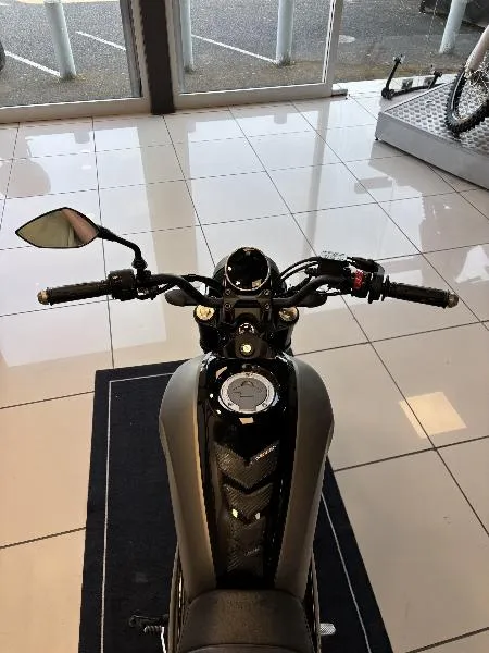 XSR 125