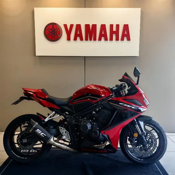 CBR 650  R