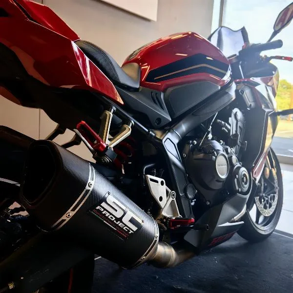 CBR 650  R