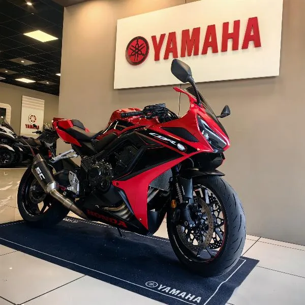 CBR 650  R