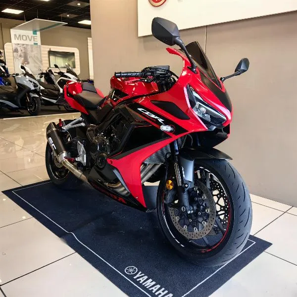 CBR 650  R