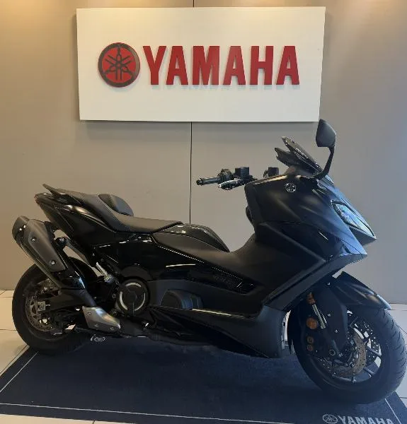 XP TMAX 560 TECH MAX