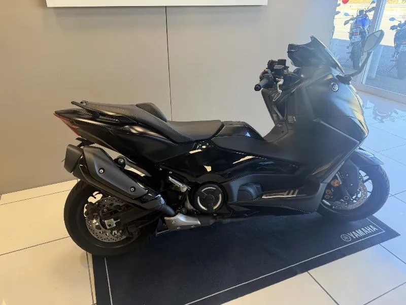 XP TMAX 560 TECH MAX