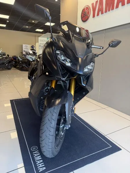 XP TMAX 560 TECH MAX