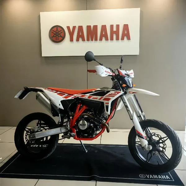 RR 125 LC