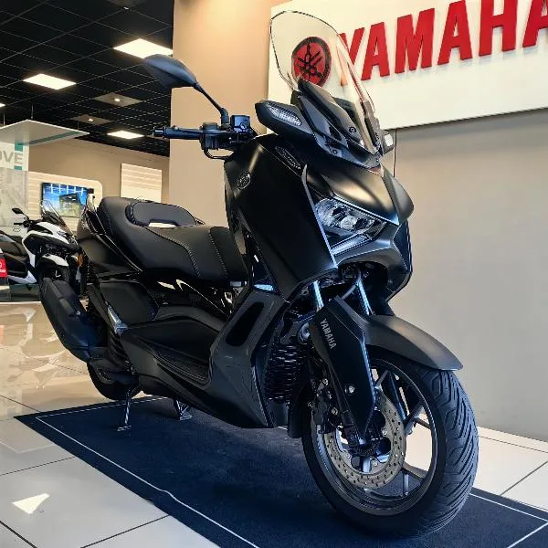XMAX 125 TECH MAX