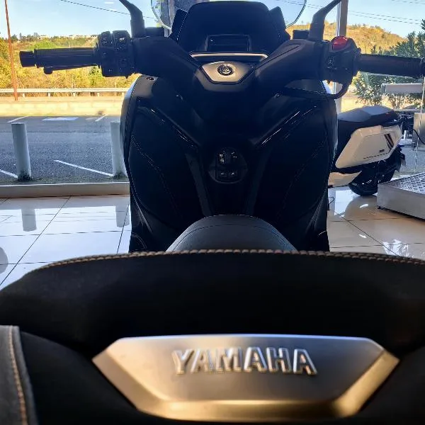 XMAX 125 TECH MAX