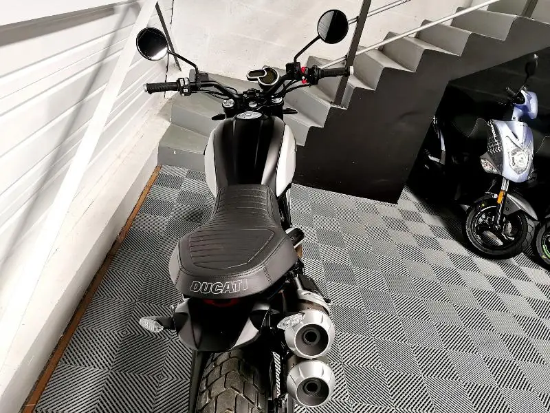 SCRAMBLER