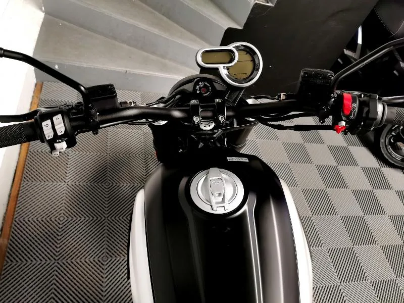 SCRAMBLER