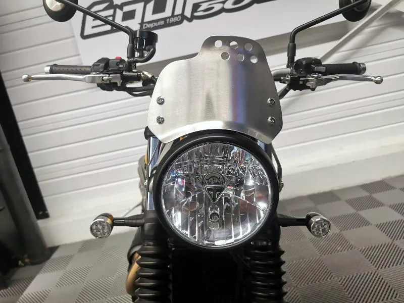 SCRAMBLER 900