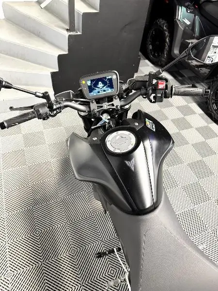MT125 ABS