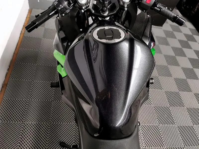 NINJA 400