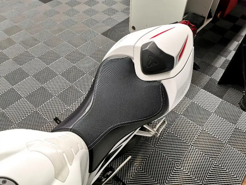 STREET TRIPLE 765 RS