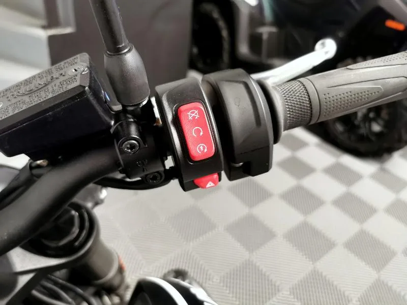 TRIDENT 660