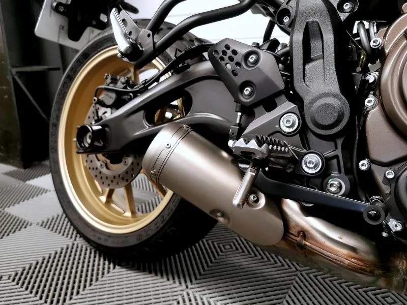 XSR 700 XTRIBUTE