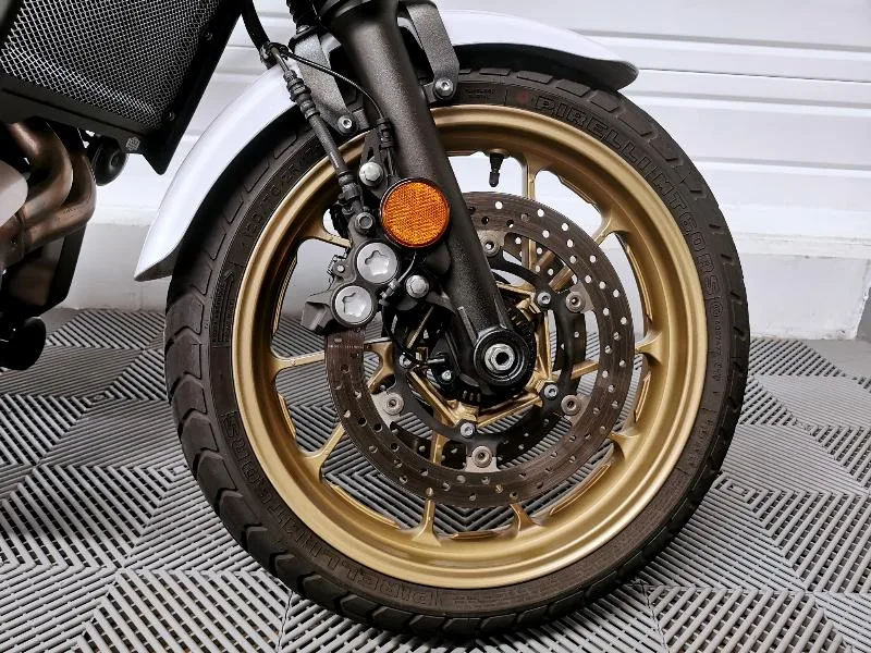 XSR 700 XTRIBUTE