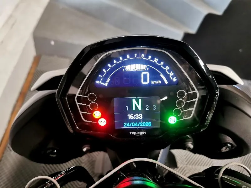 STREET TRIPLE 765 R A2