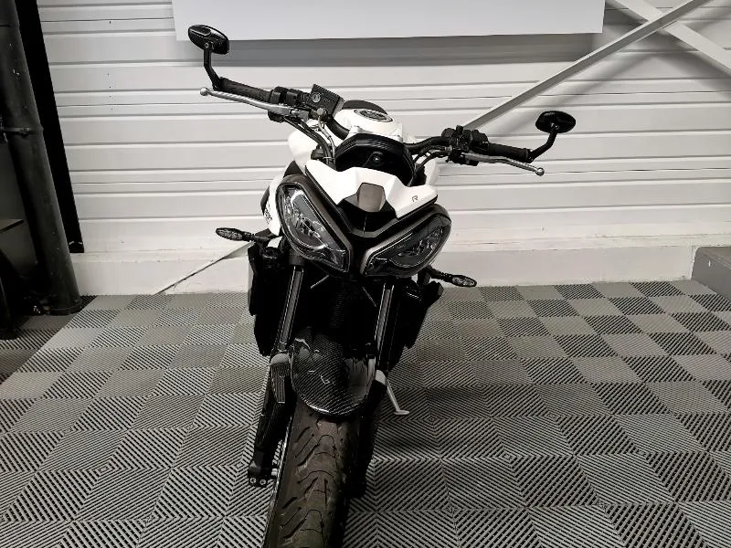 STREET TRIPLE 765 R A2
