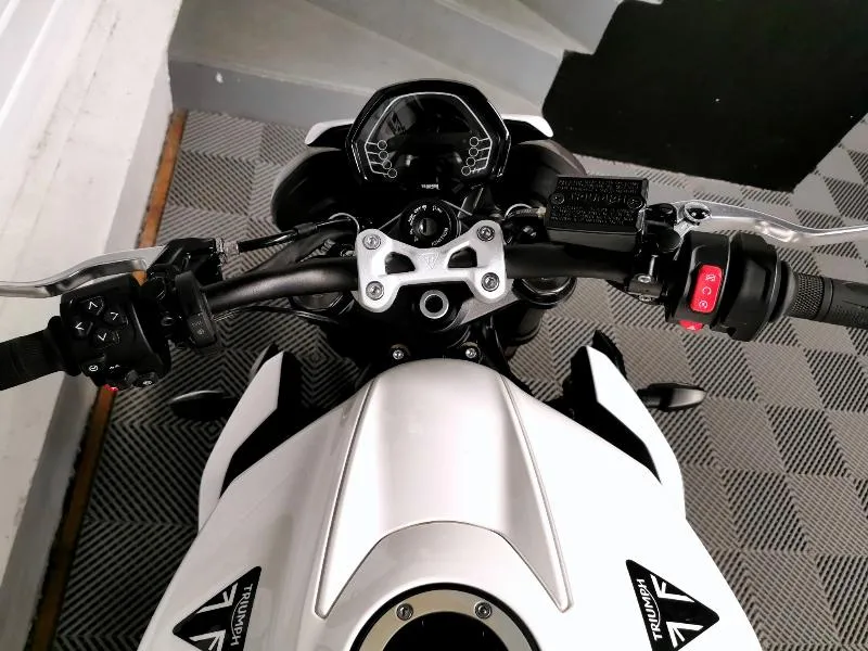 STREET TRIPLE 765 R A2