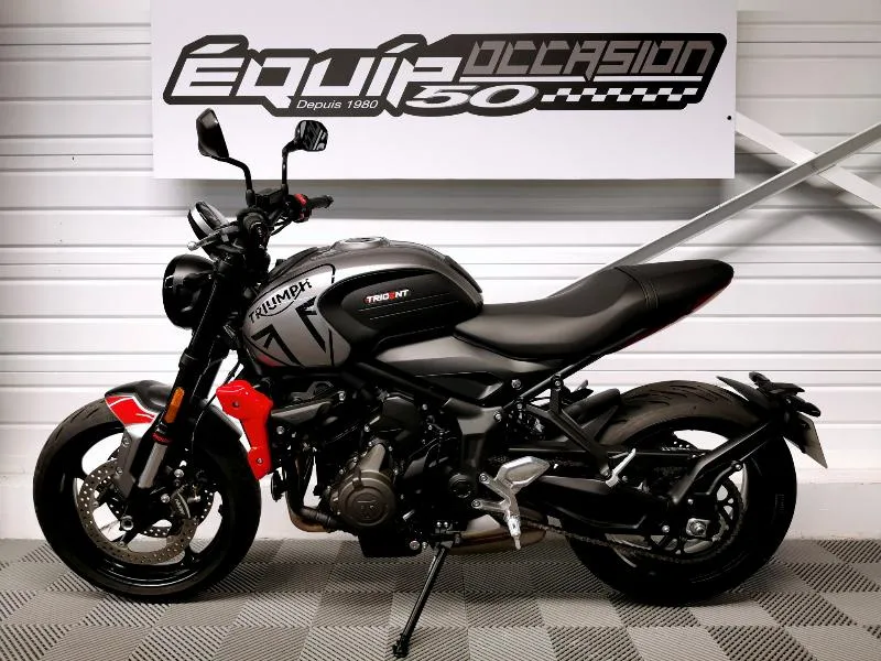 TRIDENT 660