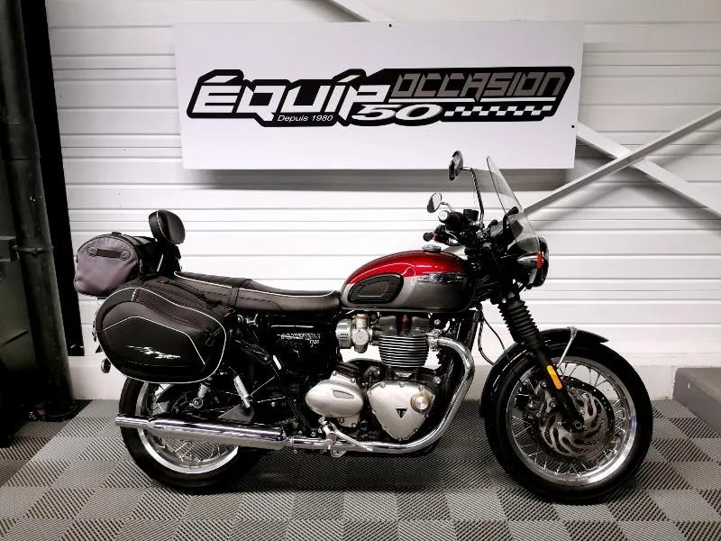 BONNEVILLE T120 2022
