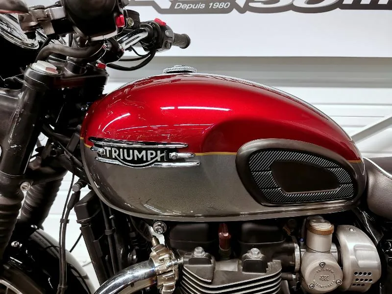 BONNEVILLE T120