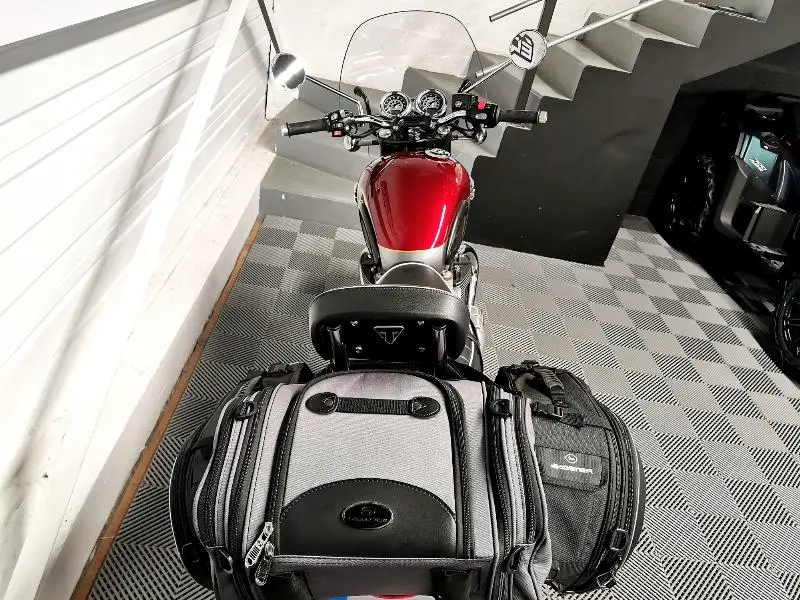 BONNEVILLE T120