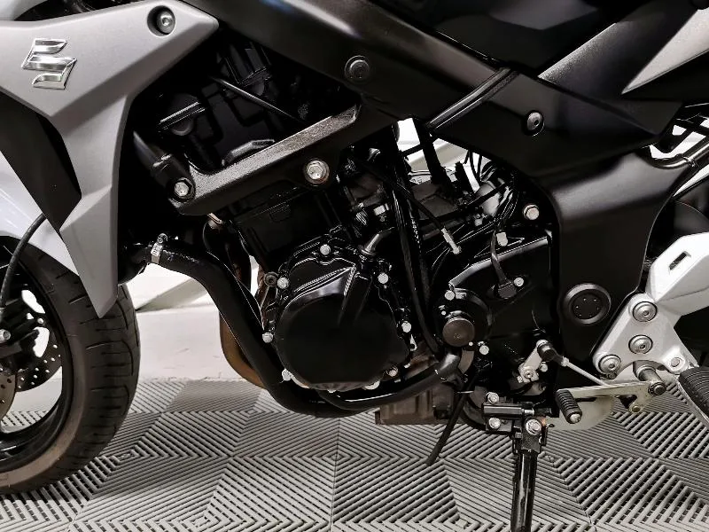 GSR 750