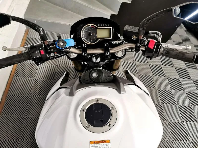 GSR 750