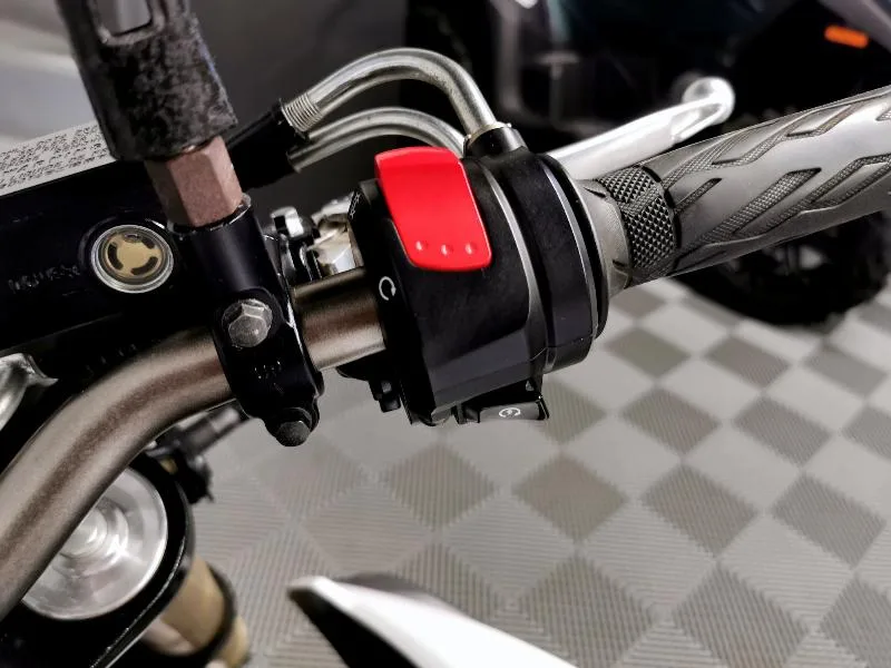 GSR 750