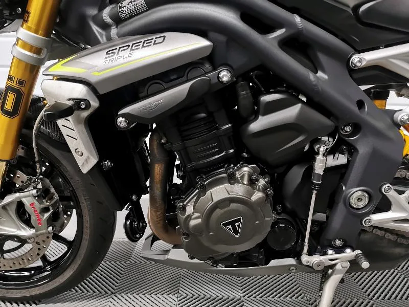 SPEED TRIPLE 1200 RS